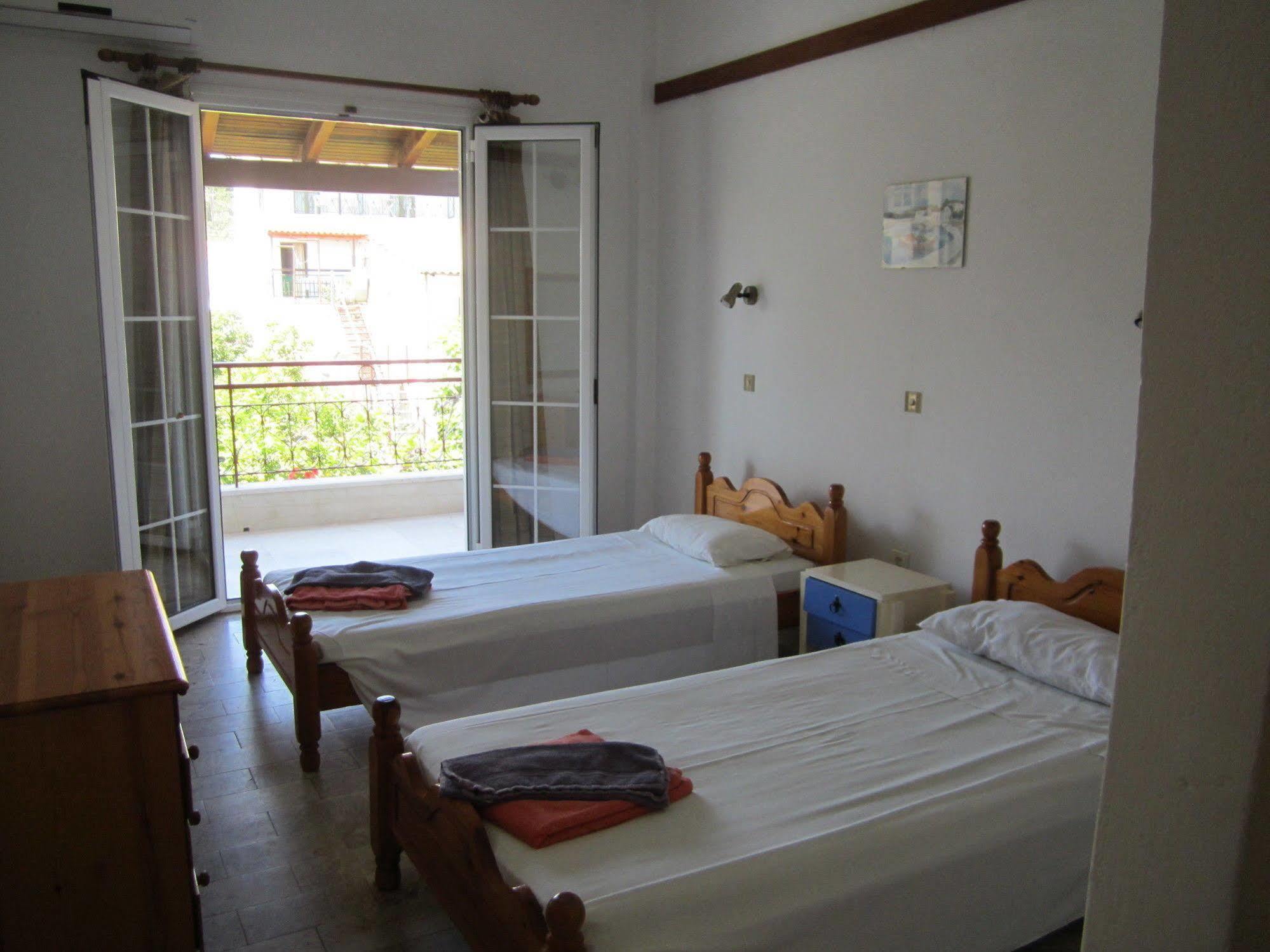 Island Bali (Adults Only) Hotel กาวอส ภายนอก รูปภาพ